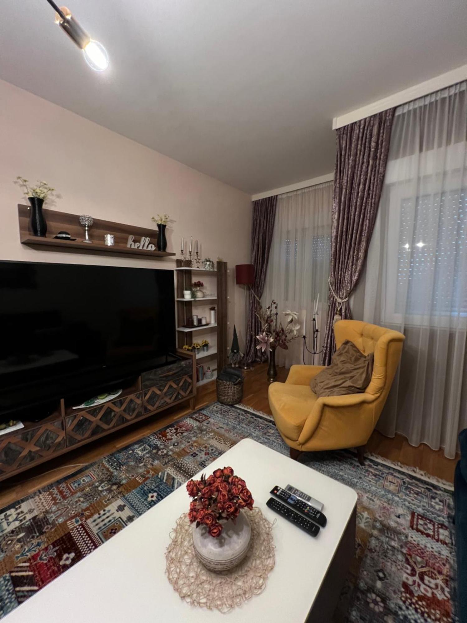 Apartment Mistik โมสตาร์ ภายนอก รูปภาพ